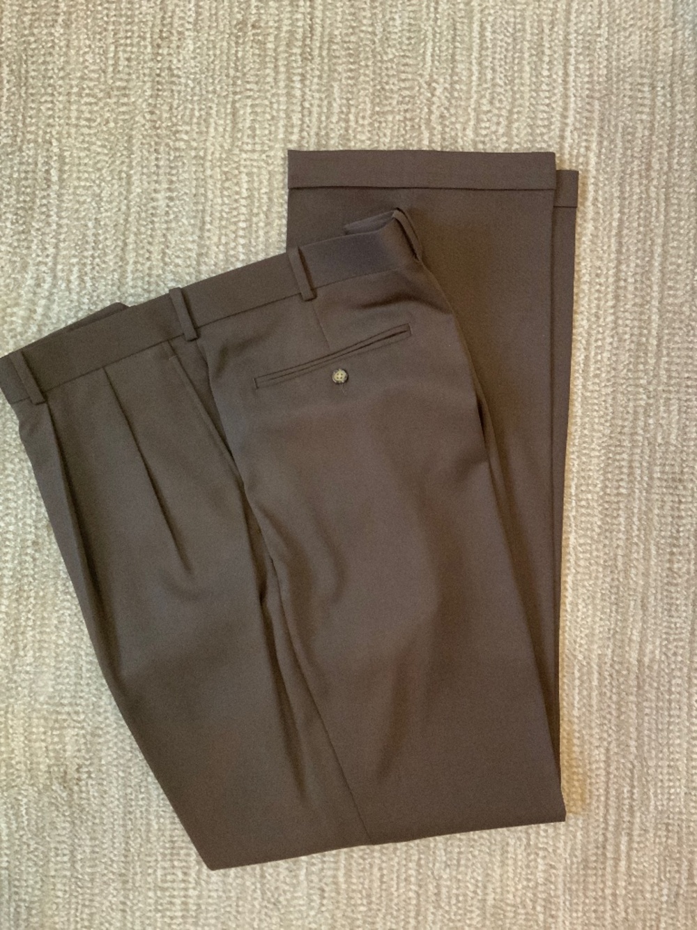 Men’s Biella  Italia pleated dress pants 42x34 brown